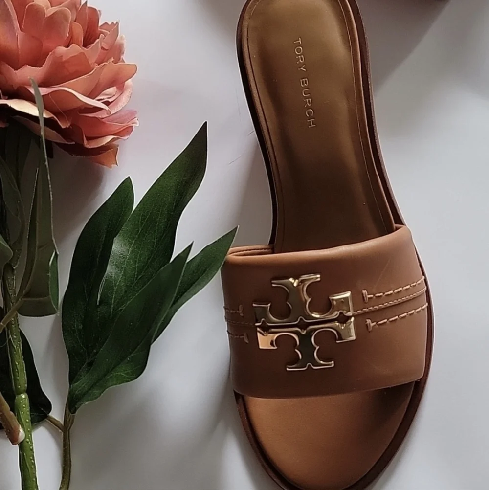 ⭐️Tory Burch womens Peep-toe Tan Slide Sandals with Gold Logo - Picture 5 of 16